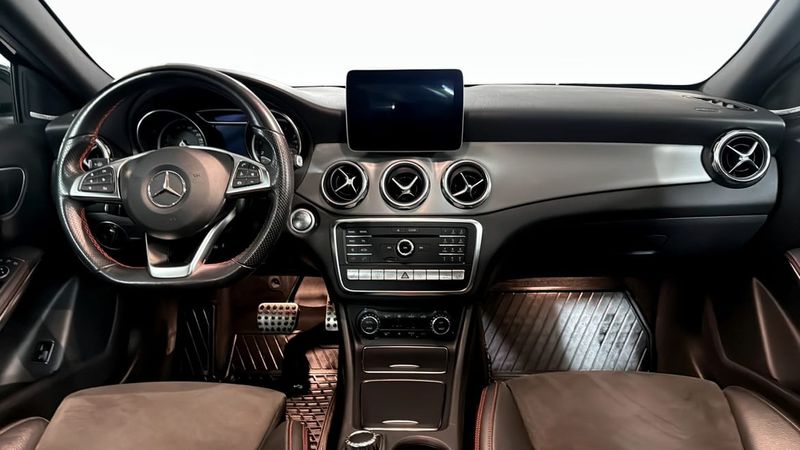 Mercedes GLA220 bild 4