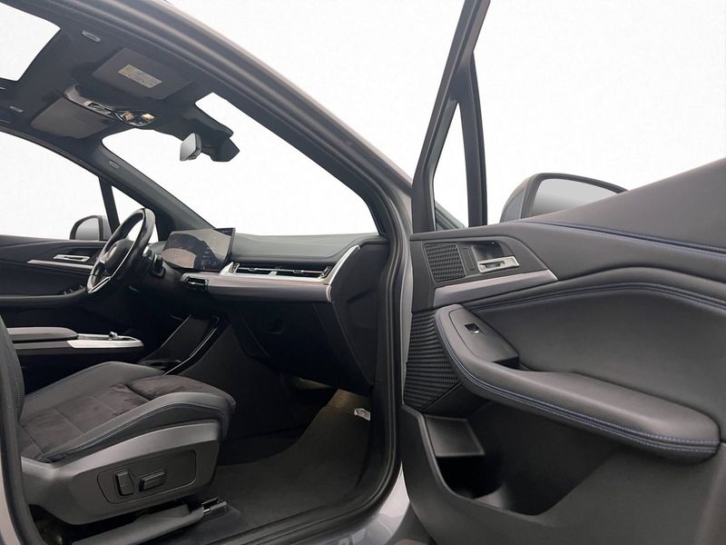 BMW 225 bild 36