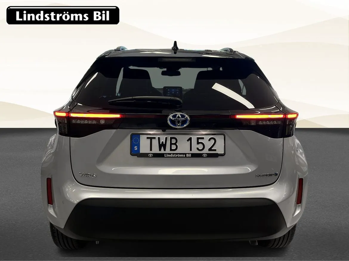 Vehicle image 7