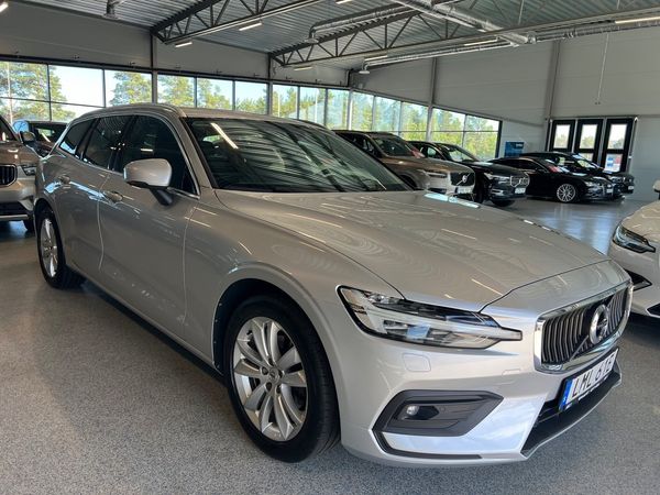 Volvo V60 B4 Momentum Advanced SE II GPS Euro 6 - 2021