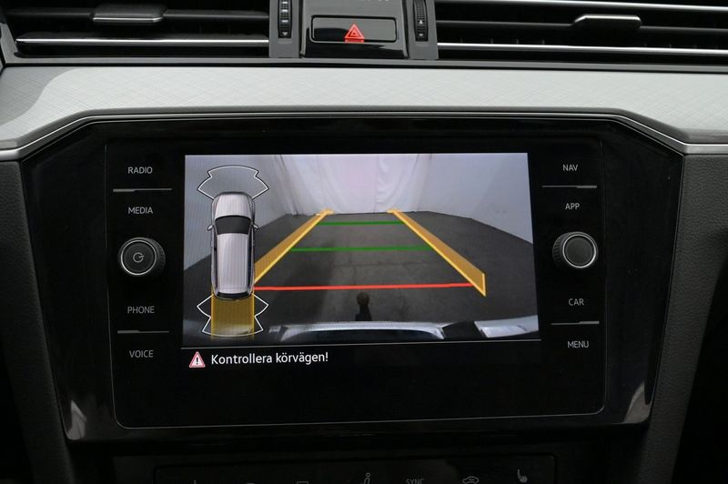Volkswagen Passat bild 13