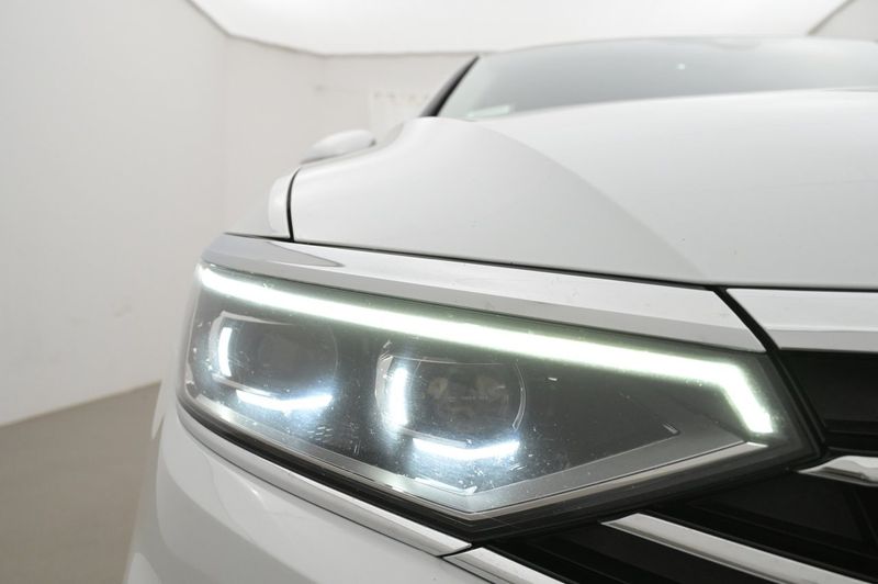 Volkswagen Passat bild 26
