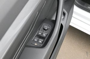 Volkswagen Passat bild 11