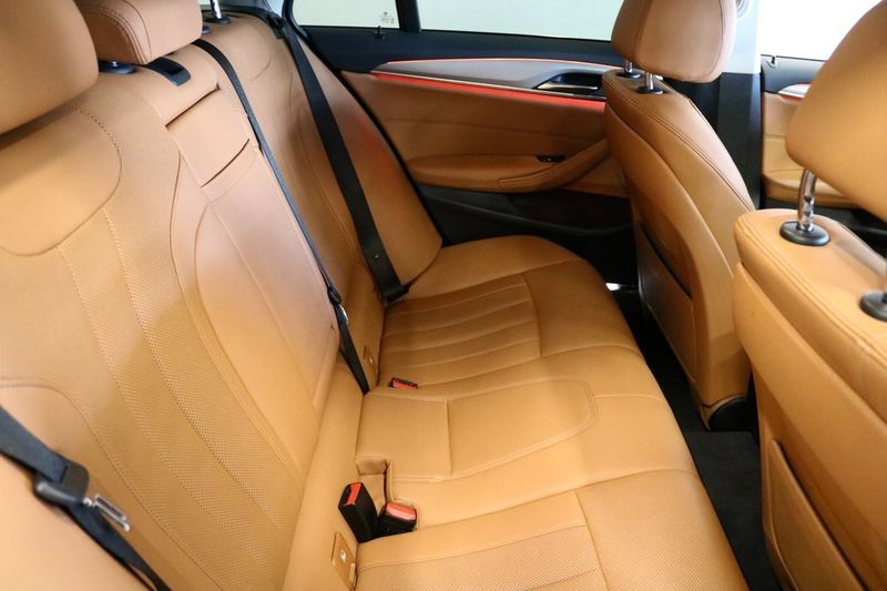 BMW 530 bild 9