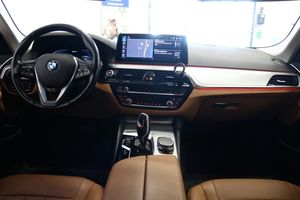 BMW 530 bild 10
