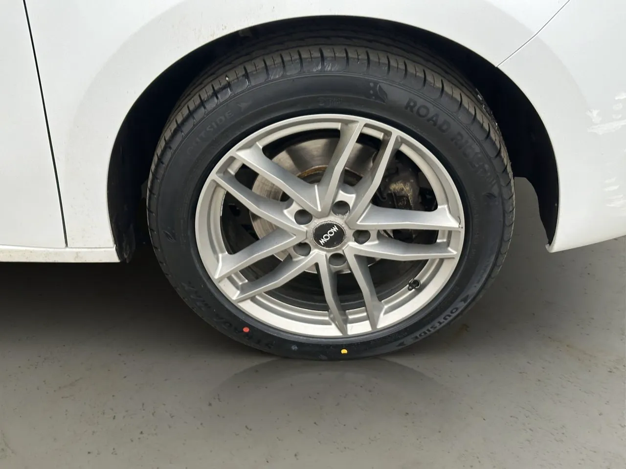 Vehicle image 31