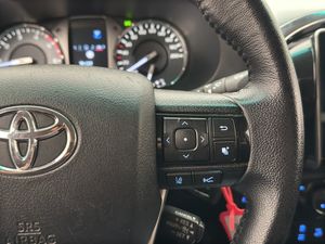 Toyota Hilux bild 20