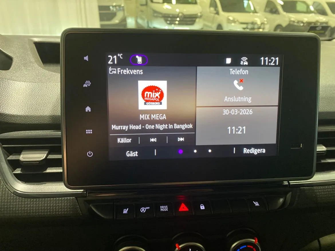 Vehicle image 14