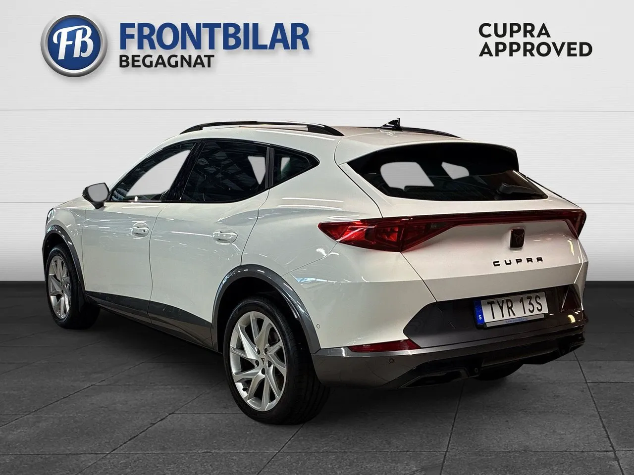 Vehicle image 7