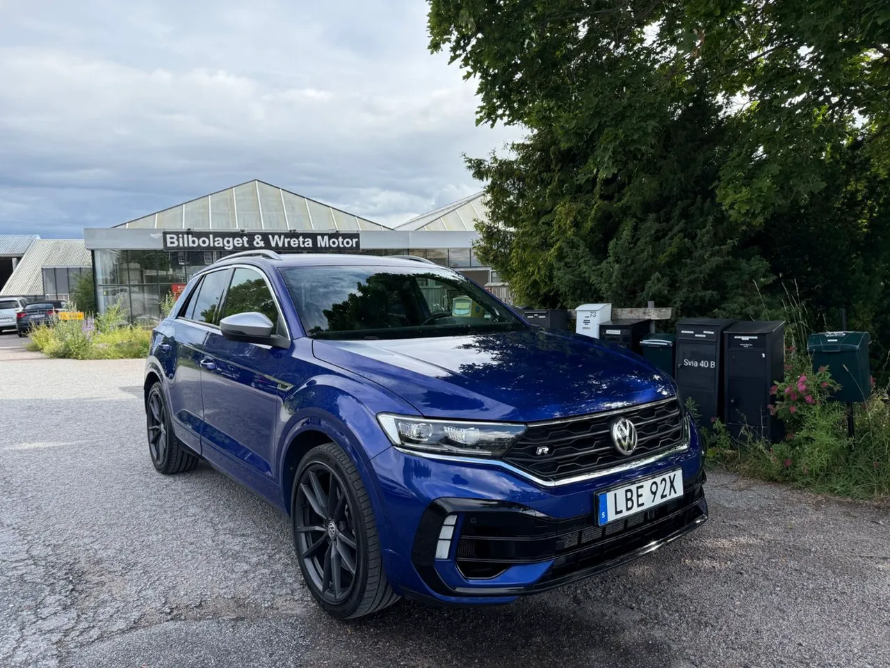Vehicle image 9