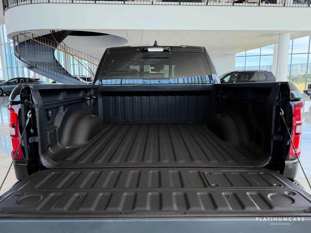 Vehicle image 21