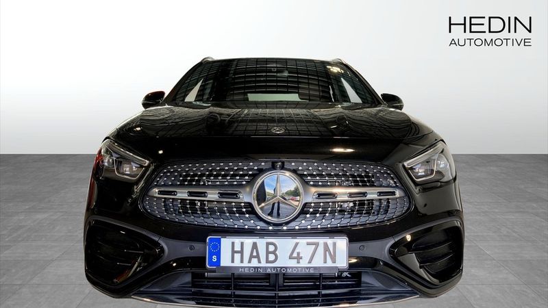 Mercedes GLA250 bild 2