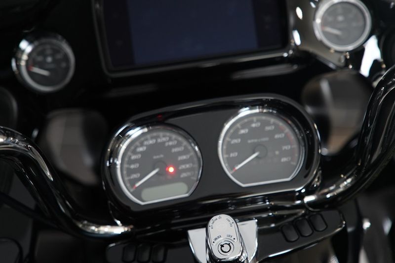 Harley-Davidson Road Glide Special bild 11