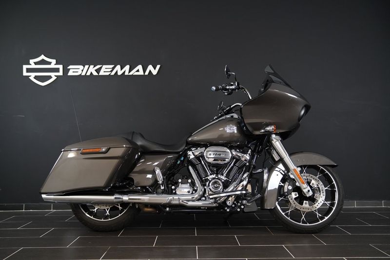 Harley-Davidson Road Glide Special bild 2