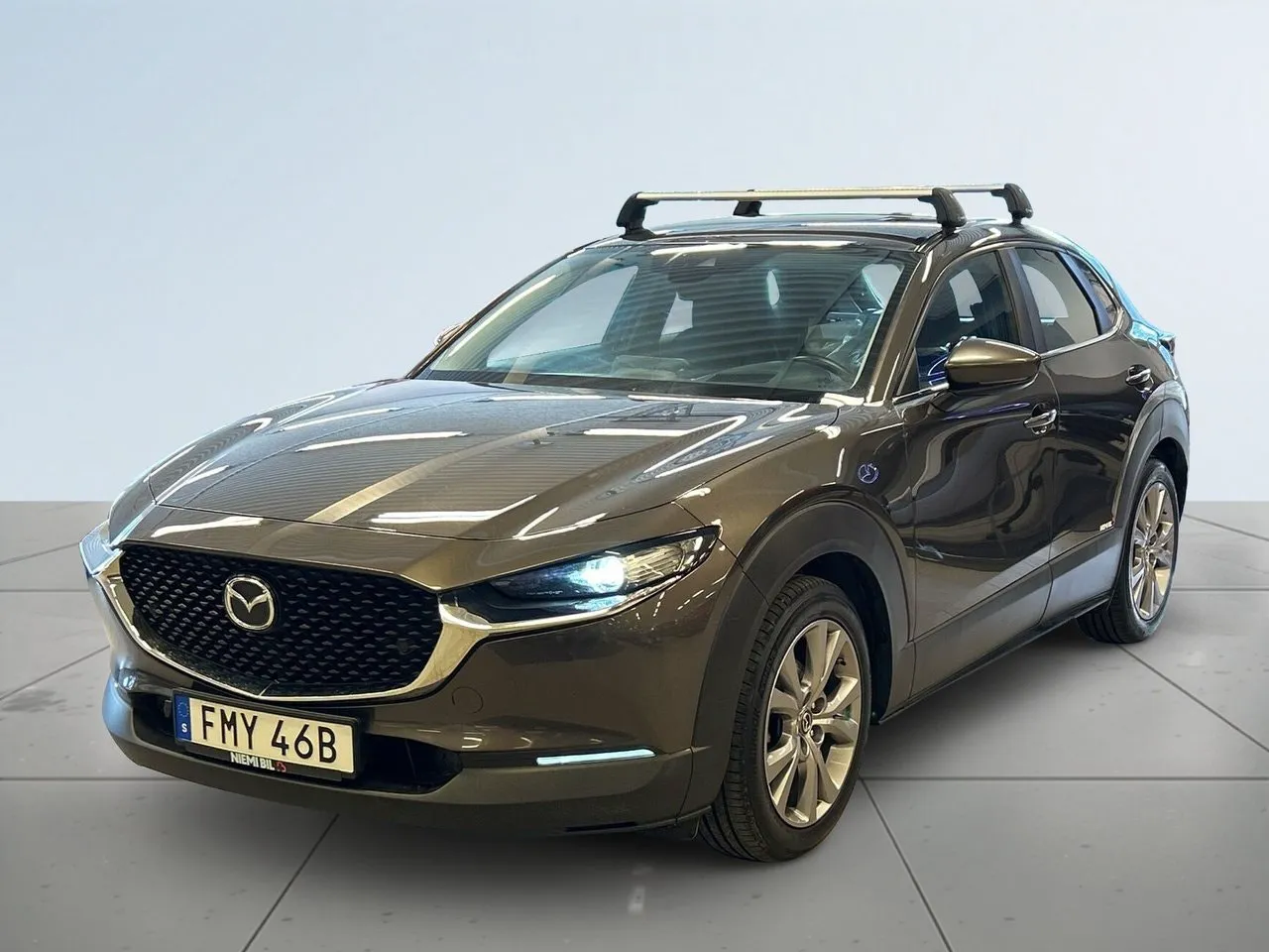 Vehicle image 15