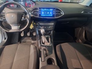 Peugeot 308 SW bild 6