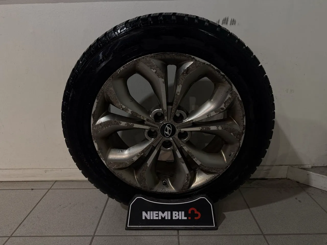 Vehicle image 22