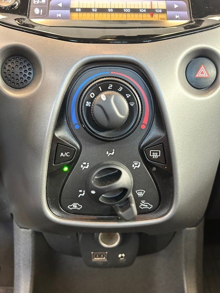 Toyota Aygo bild 24