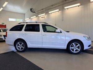 Skoda Octavia bild 4