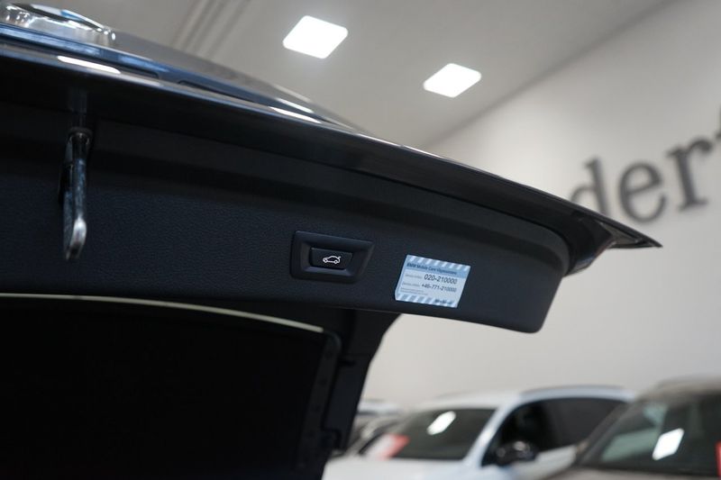 BMW 320 bild 18