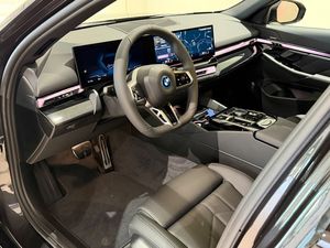 BMW i5 bild 5