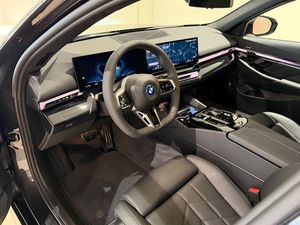 BMW i5 bild 6