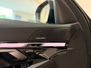 BMW i5 bild 5