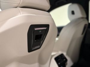BMW i5 bild 10