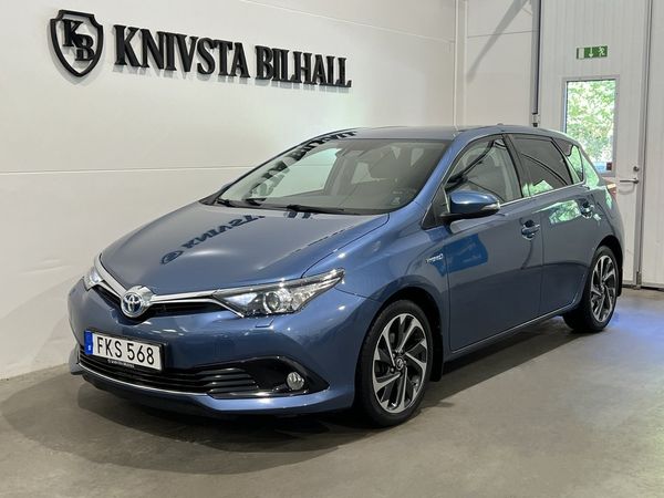 Toyota Auris Hybrid e-CVT Active Plus Navi Nyservad 136hk - 2016
