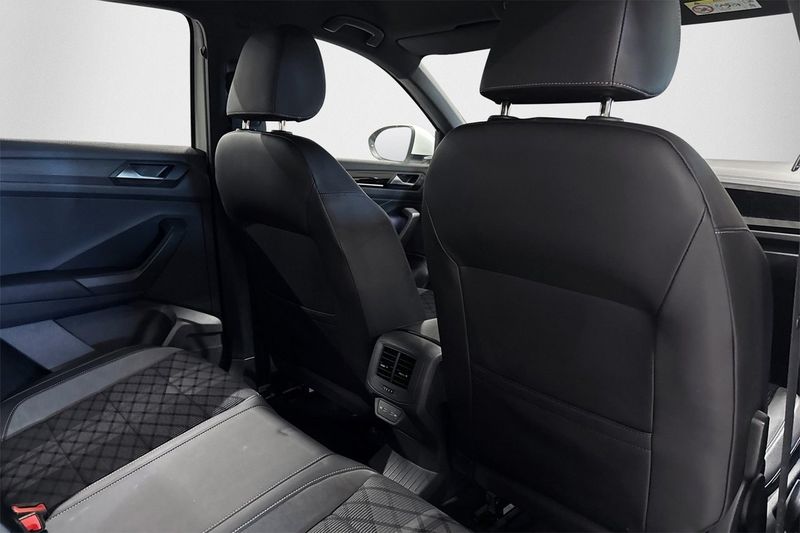 Volkswagen T-Roc bild 12