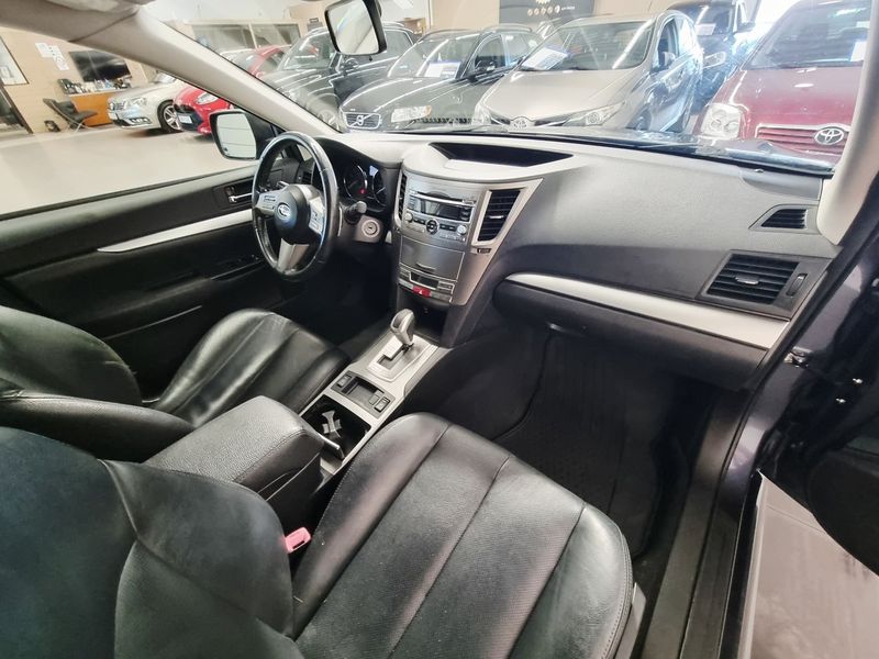Subaru Legacy bild 18