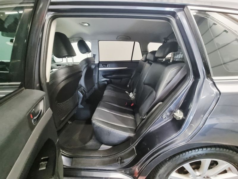 Subaru Legacy bild 10
