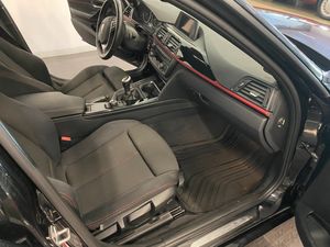 BMW 320 bild 19