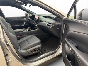 Lexus RX bild 14