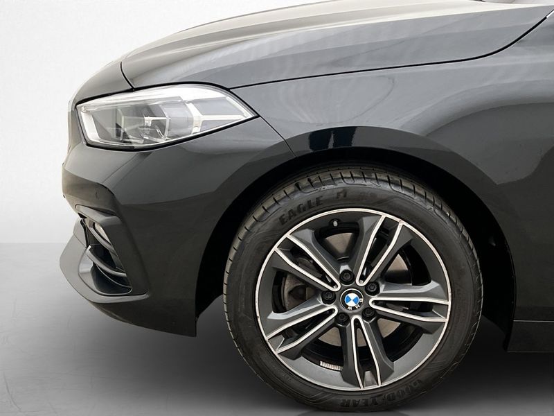 BMW 118 bild 27