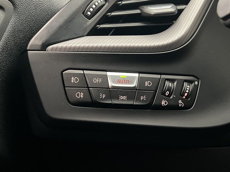 BMW 118 bild 25