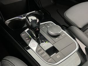 BMW 118 bild 24