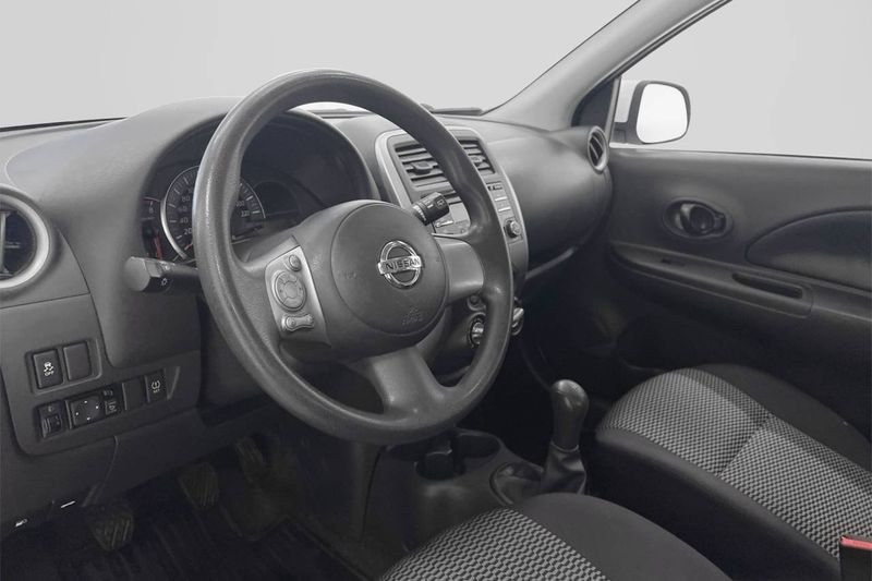 Nissan Micra bild 9