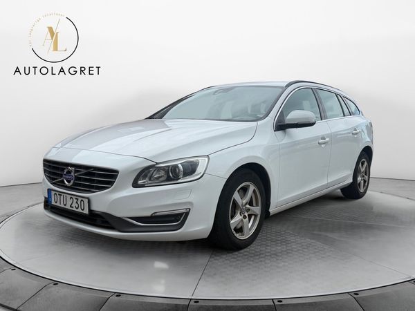 Volvo V60 D4 AWD Geartronic Momentum Business Edition Kamrembytt - 2015