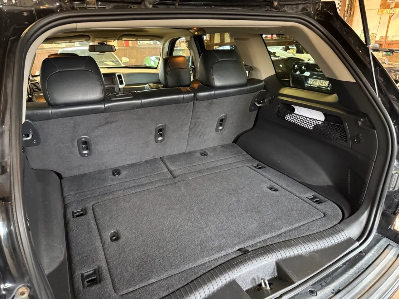 Vehicle image 22