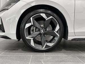 Skoda Superb bild 6