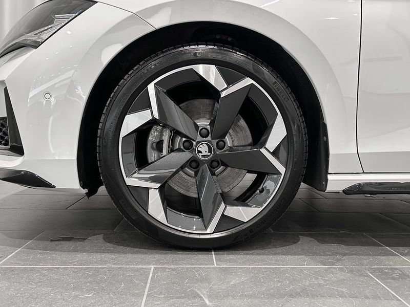 Skoda Superb bild 6