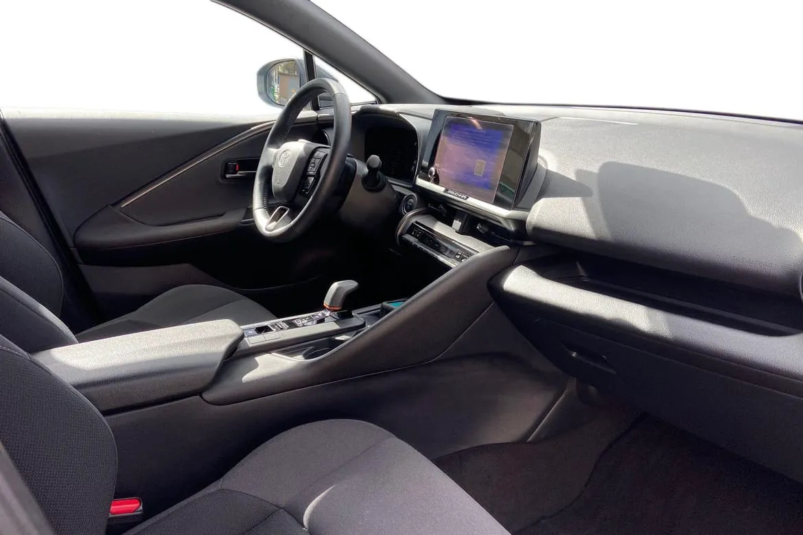 Vehicle image 6
