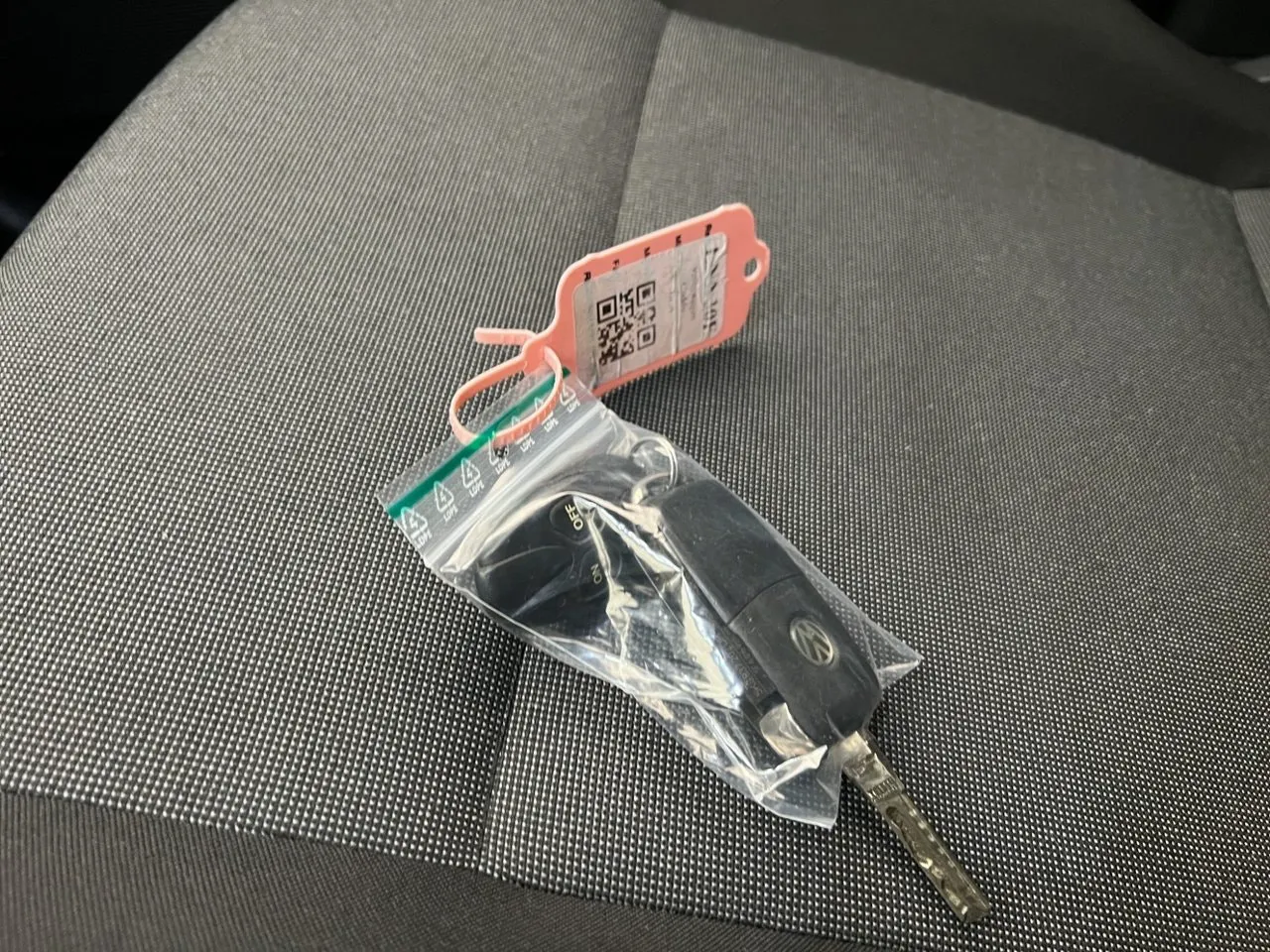 Vehicle image 24