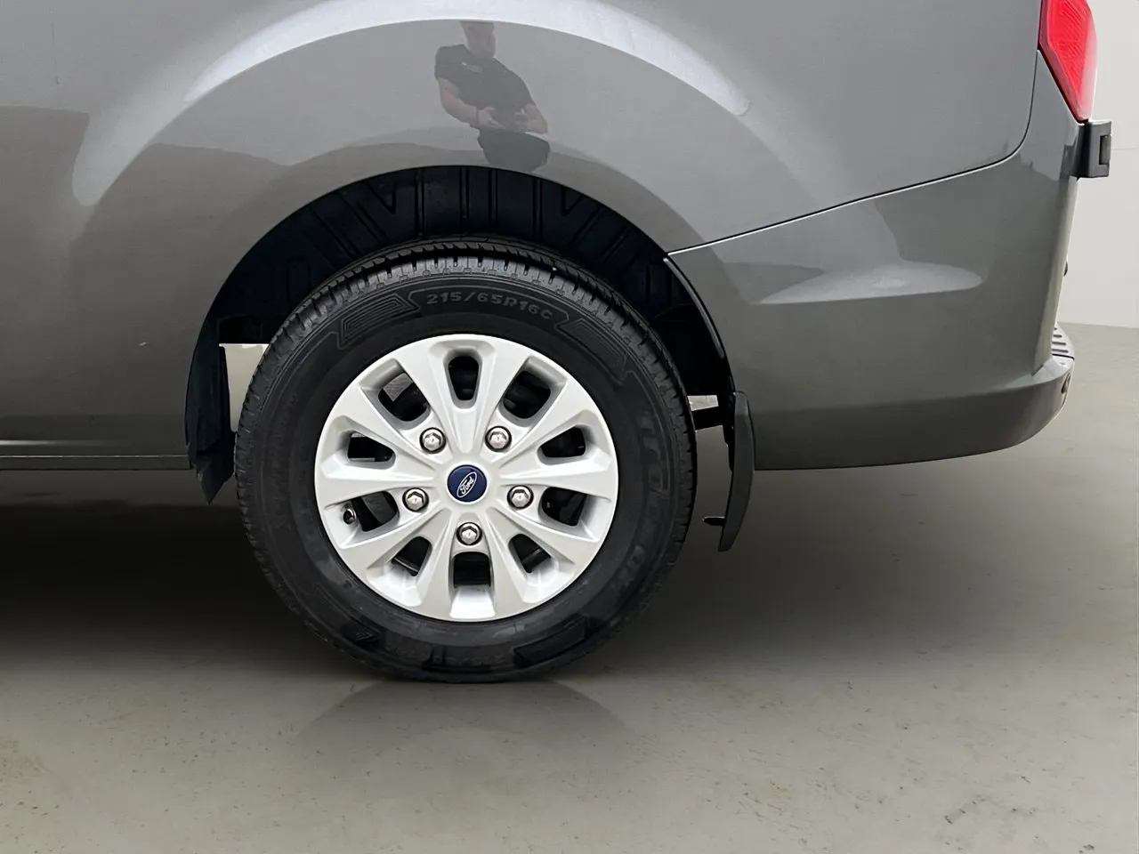 Vehicle image 31