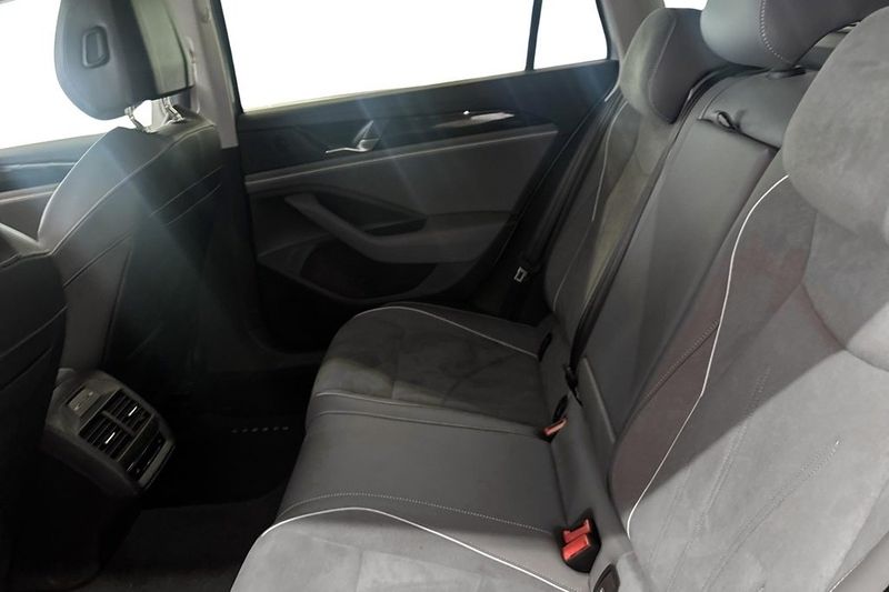 Volkswagen Passat bild 6