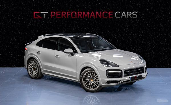 Porsche Cayenne E-Hyb Coupé PLATINUM MOMS SportDesign Crayon Pano 22" - 2023
