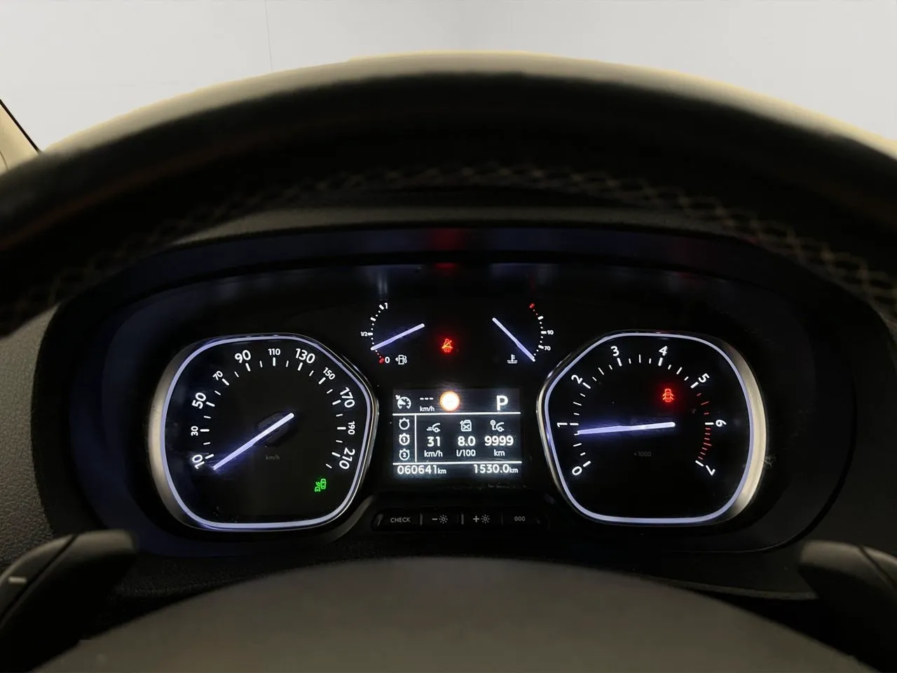 Vehicle image 20