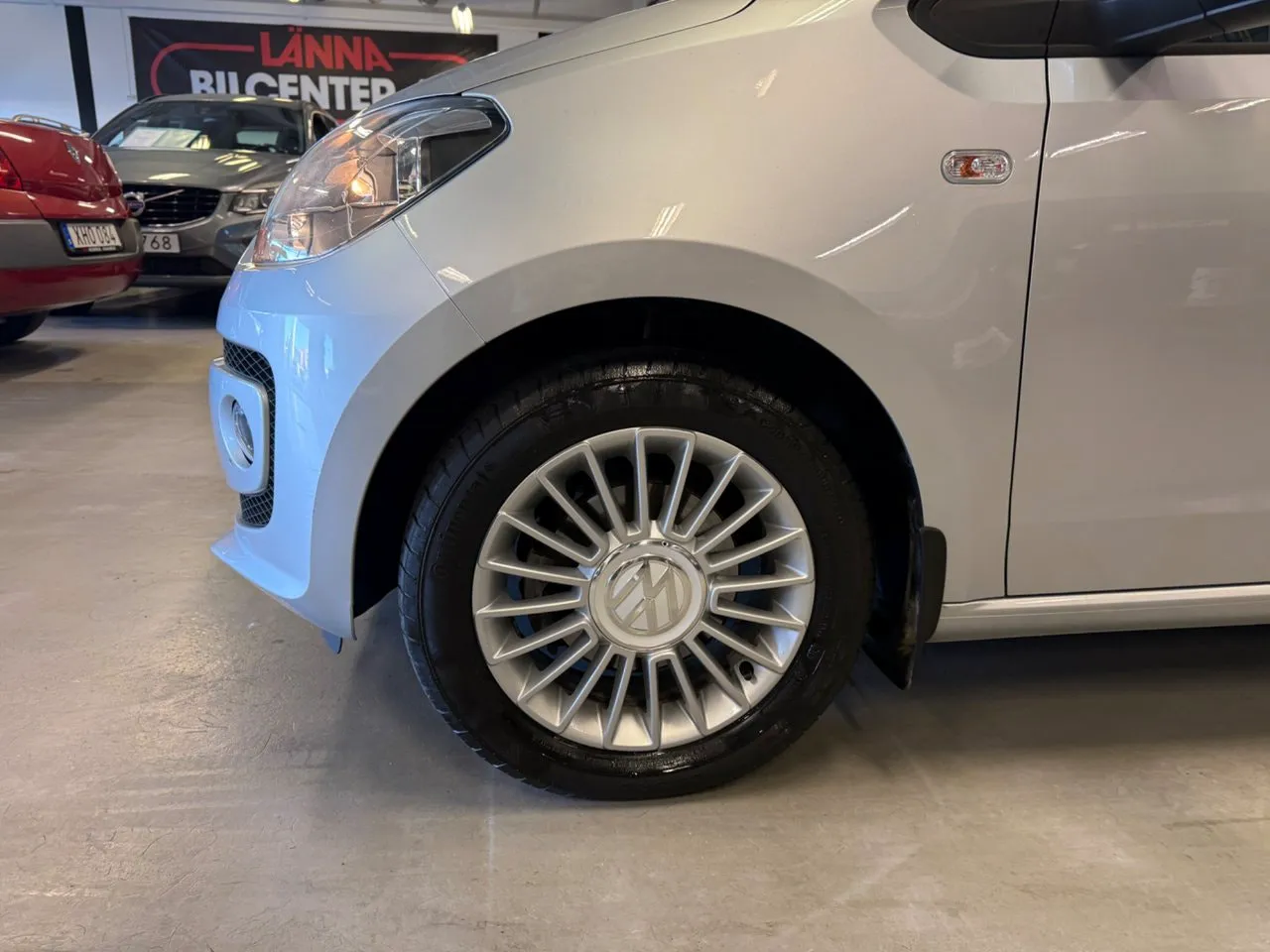Vehicle image 1