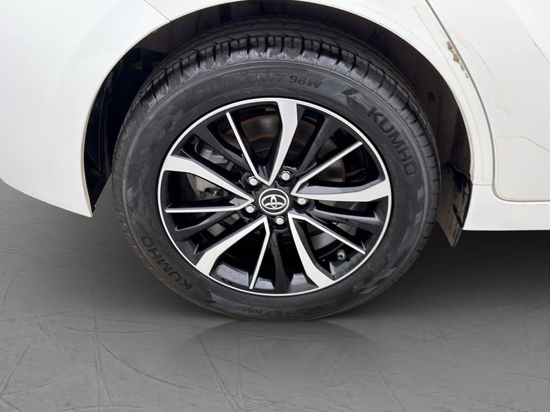 Toyota Verso bild 23